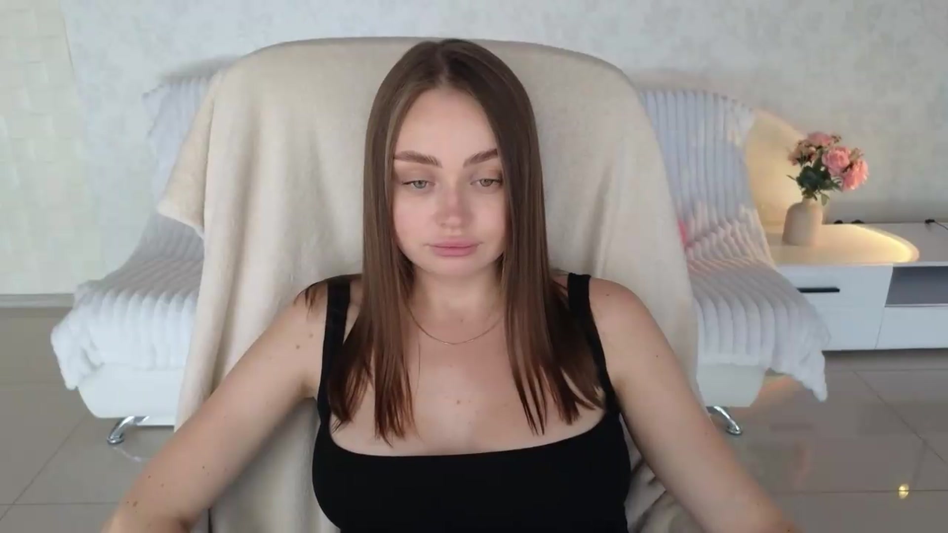 Gallery image thumbnail from Baby_emmaa's myfreecams stream on, 08/06/2026, 13:00 image 9 of 20