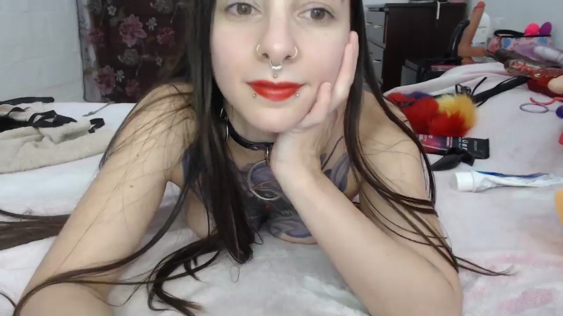 Gallery image thumbnail from BabydollLucy's myfreecams stream on, 11/15/2024, 20:33 image 2 of 20