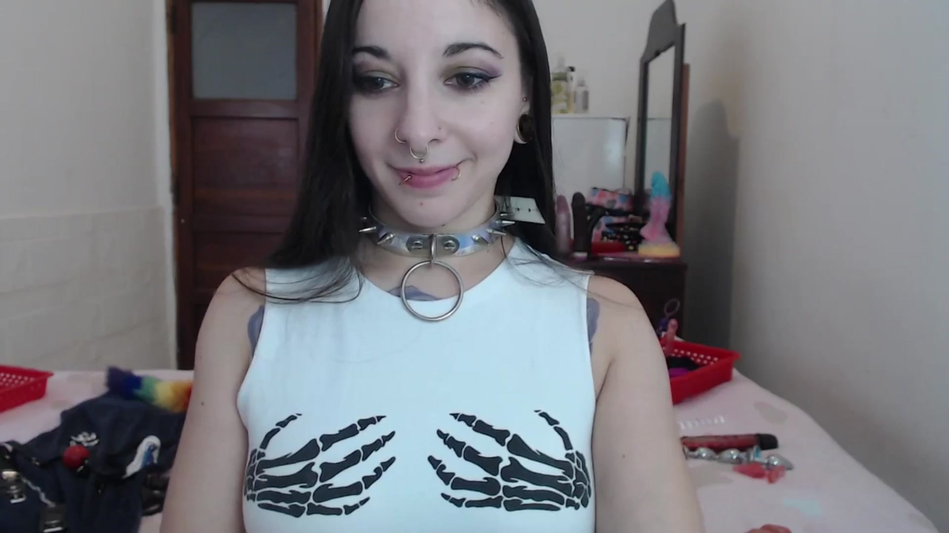 Gallery image thumbnail from BabydollLucy's myfreecams stream on, 05/07/2026, 15:33 image 20 of 20