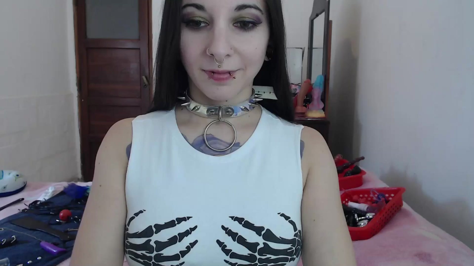 Gallery image thumbnail from BabydollLucy's myfreecams stream on, 05/08/2026, 15:36 image 17 of 20