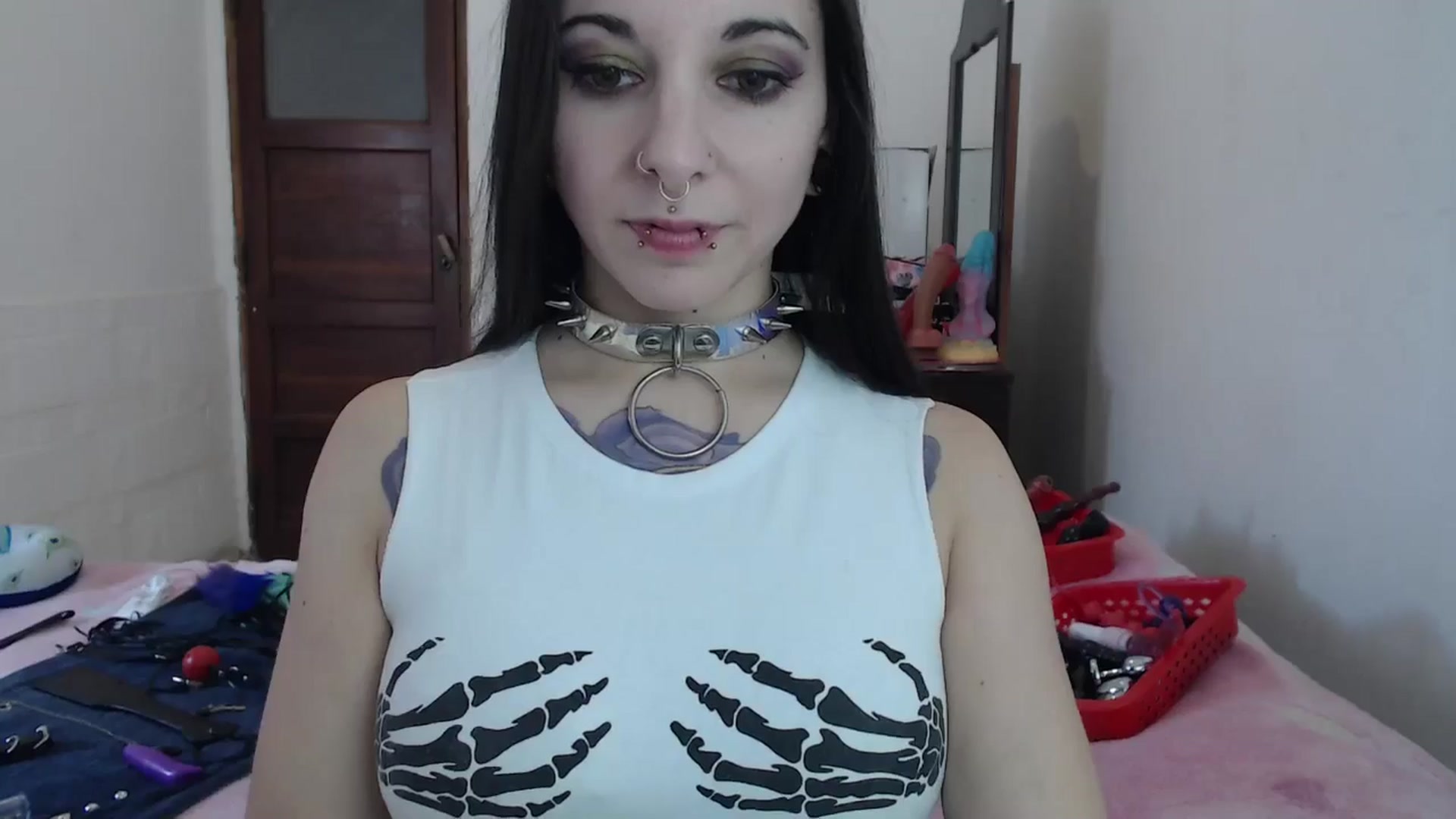 Gallery image thumbnail from BabydollLucy's myfreecams stream on, 05/08/2026, 15:36 image 14 of 20