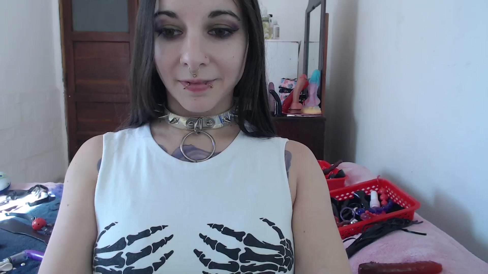 Gallery image thumbnail from BabydollLucy's myfreecams stream on, 05/08/2026, 17:28 image 15 of 20
