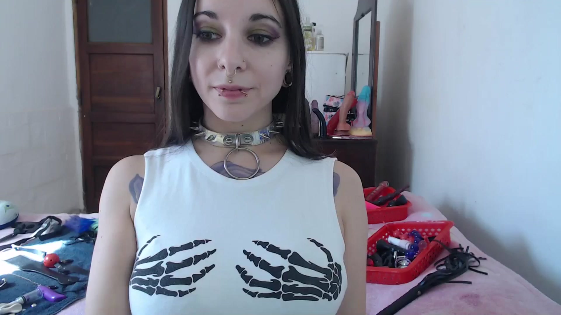 Gallery image thumbnail from BabydollLucy's myfreecams stream on, 05/08/2026, 17:28 image 1 of 20