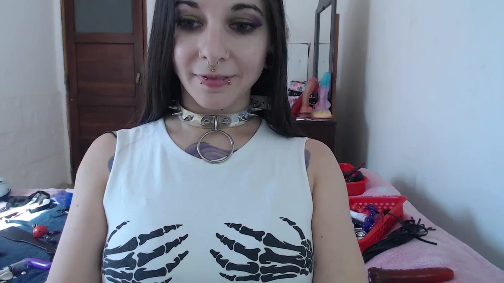 Gallery image thumbnail from BabydollLucy's myfreecams stream on, 05/08/2026, 17:28 image 12 of 20