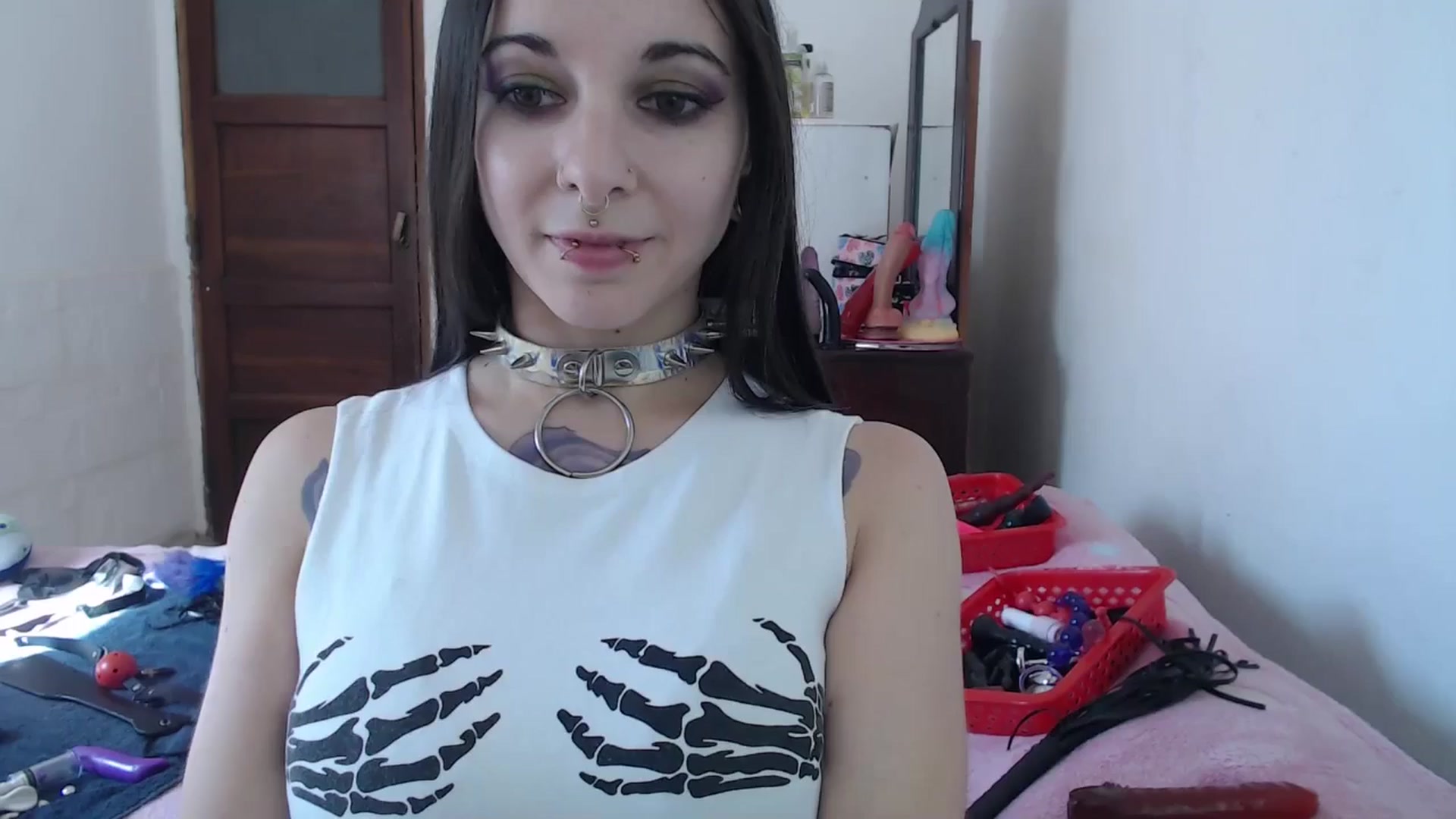 Gallery image thumbnail from BabydollLucy's myfreecams stream on, 05/08/2026, 17:28 image 14 of 20