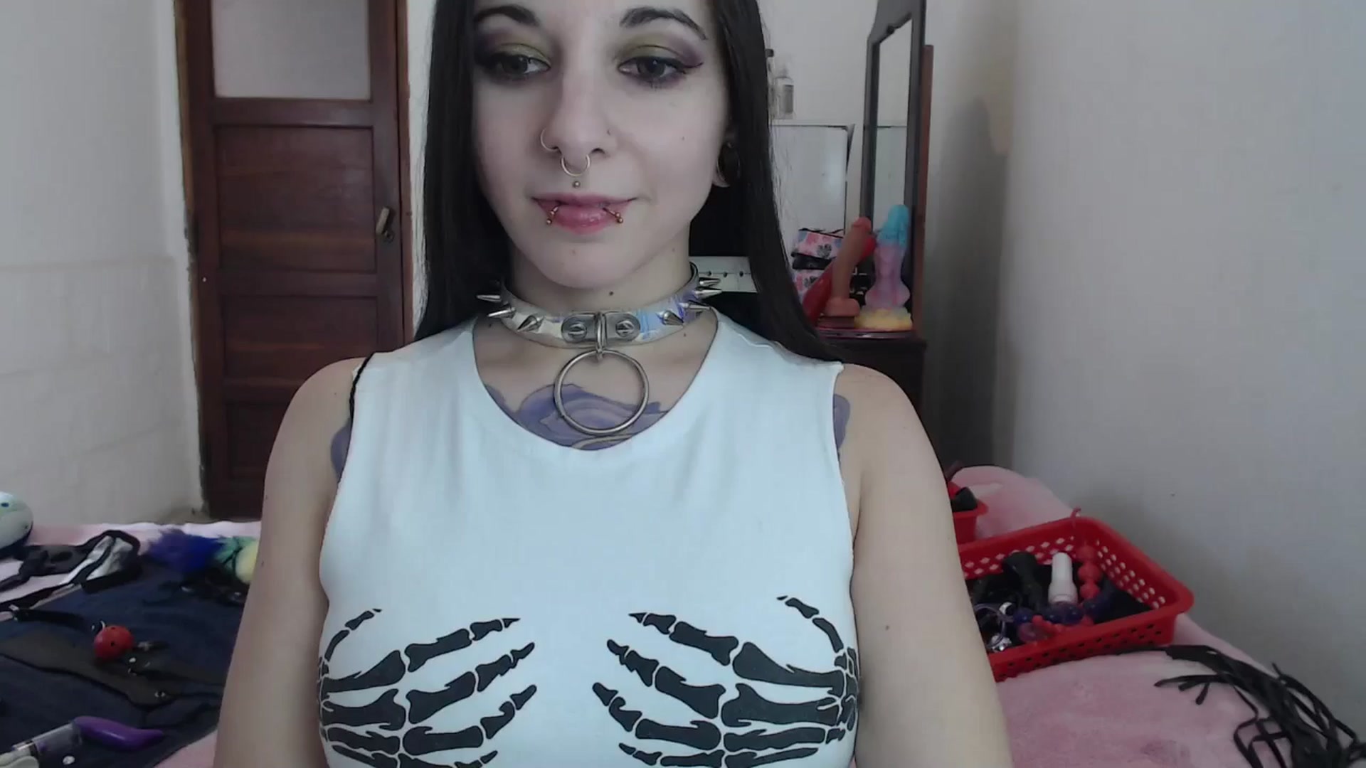 Gallery image thumbnail from BabydollLucy's myfreecams stream on, 05/08/2026, 18:23 image 11 of 20