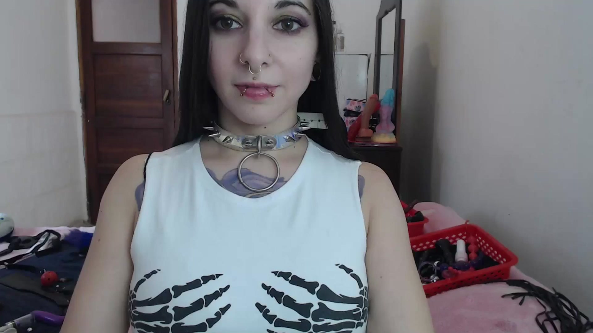 Gallery image thumbnail from BabydollLucy's myfreecams stream on, 05/08/2026, 18:23 image 13 of 20