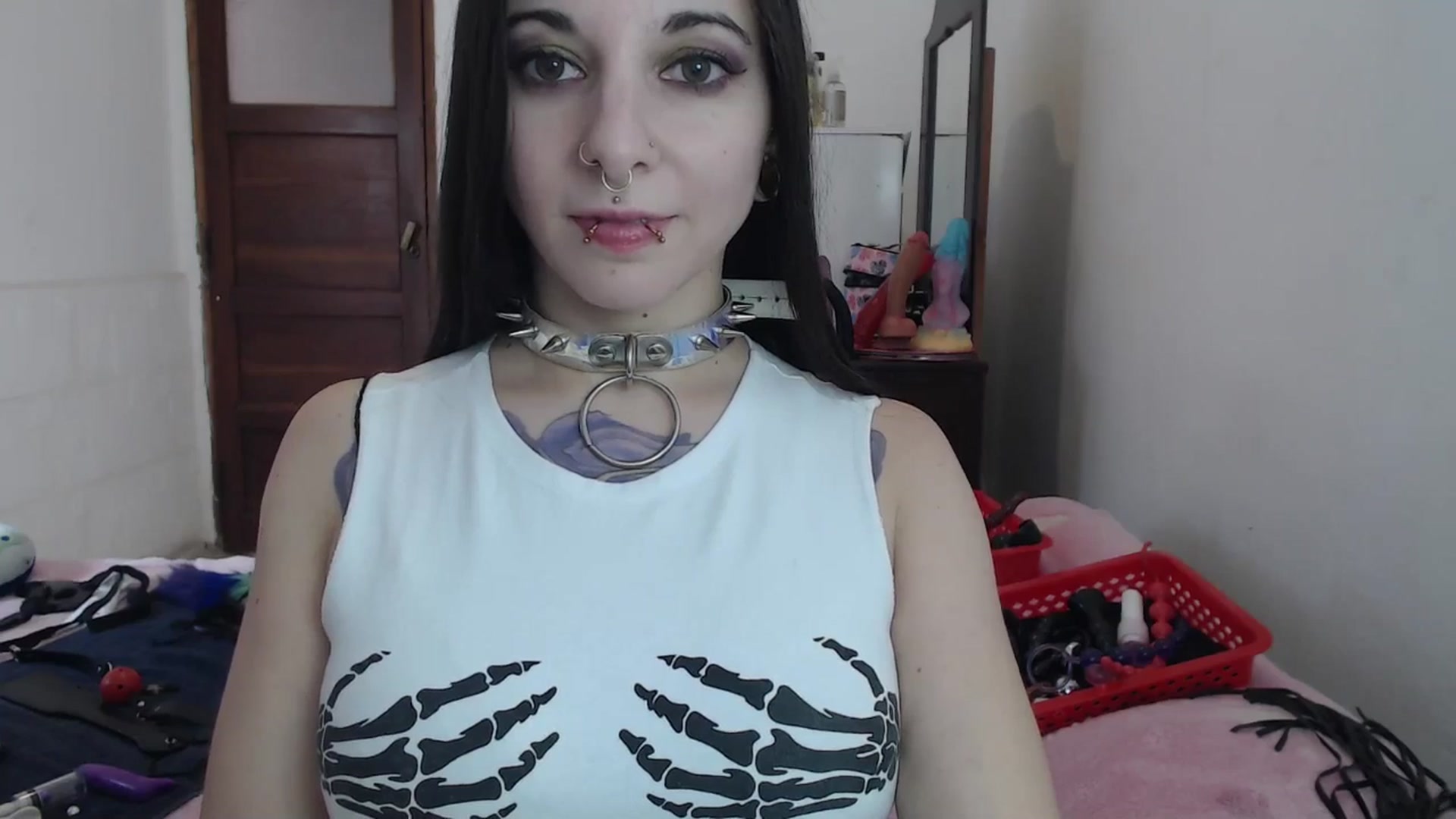 Gallery image thumbnail from BabydollLucy's myfreecams stream on, 05/08/2026, 18:23 image 14 of 20