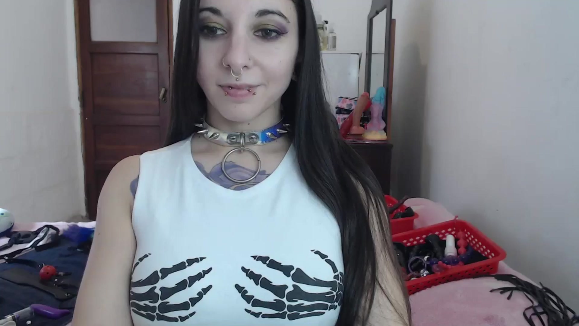 Gallery image thumbnail from BabydollLucy's myfreecams stream on, 05/08/2026, 18:23 image 3 of 20
