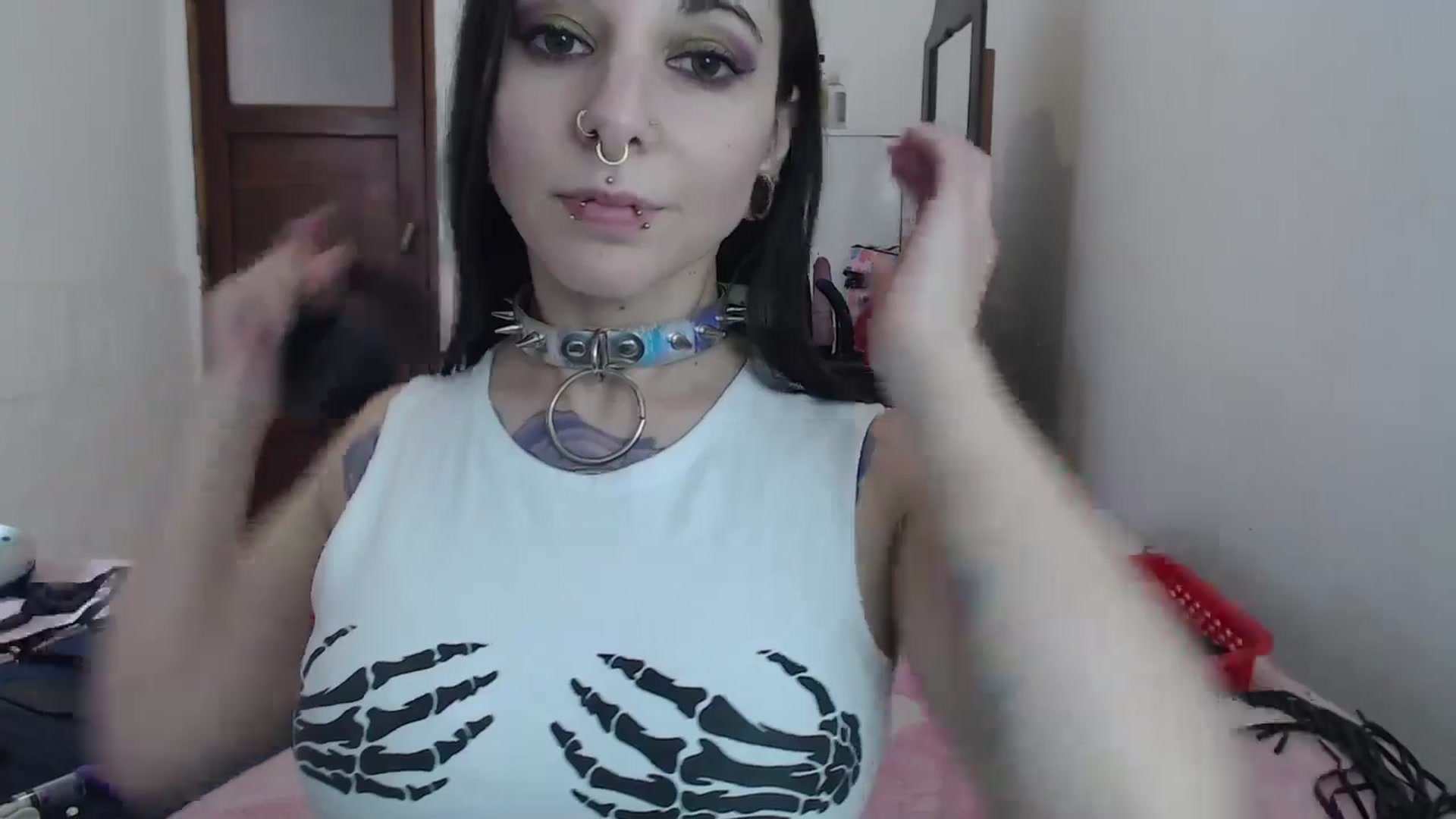 Gallery image thumbnail from BabydollLucy's myfreecams stream on, 05/08/2026, 18:23 image 5 of 20