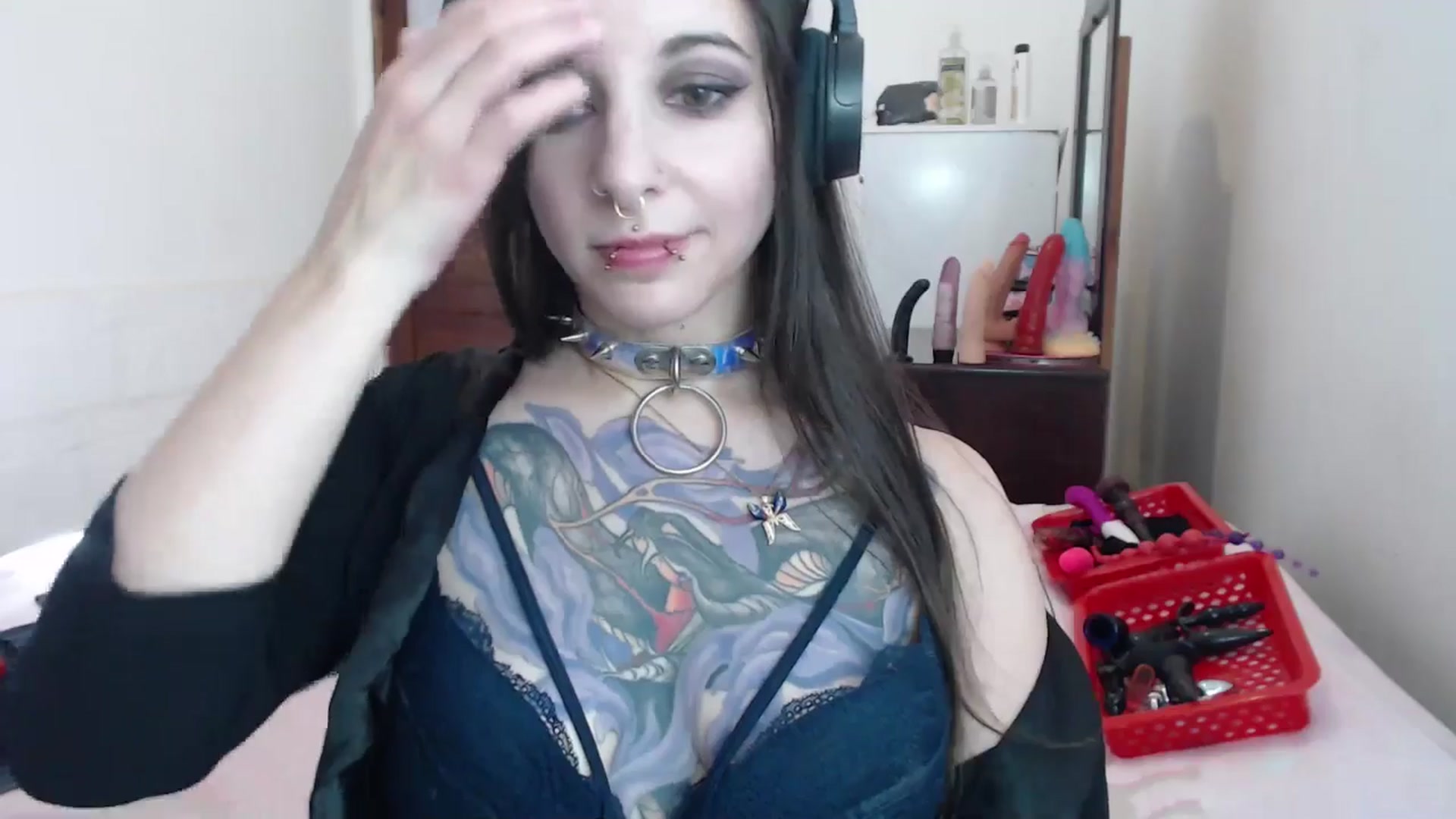 Gallery image thumbnail from BabydollLucy's myfreecams stream on, 05/09/2026, 18:34 image 11 of 20