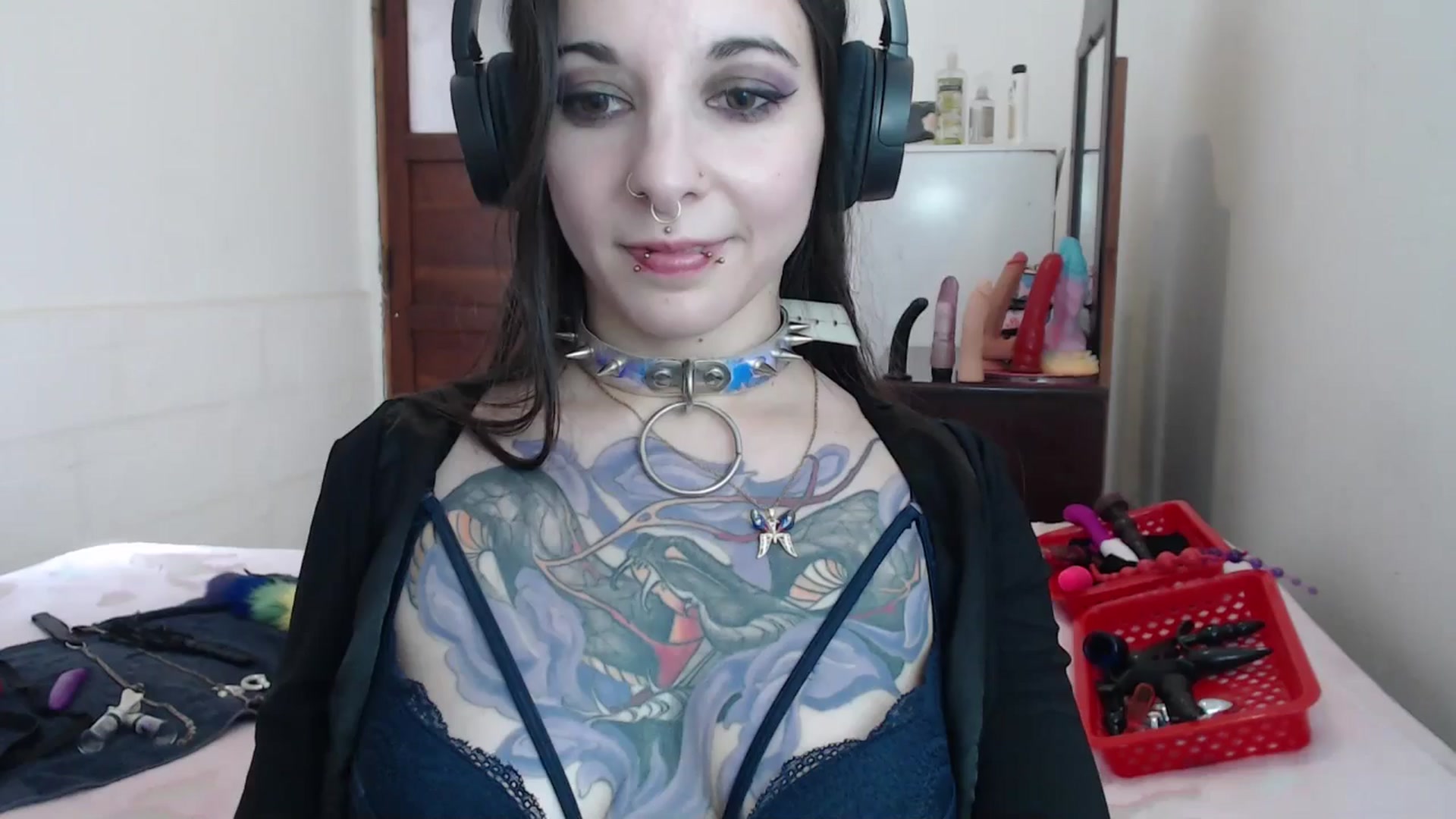 Gallery image thumbnail from BabydollLucy's myfreecams stream on, 05/09/2026, 18:34 image 16 of 20