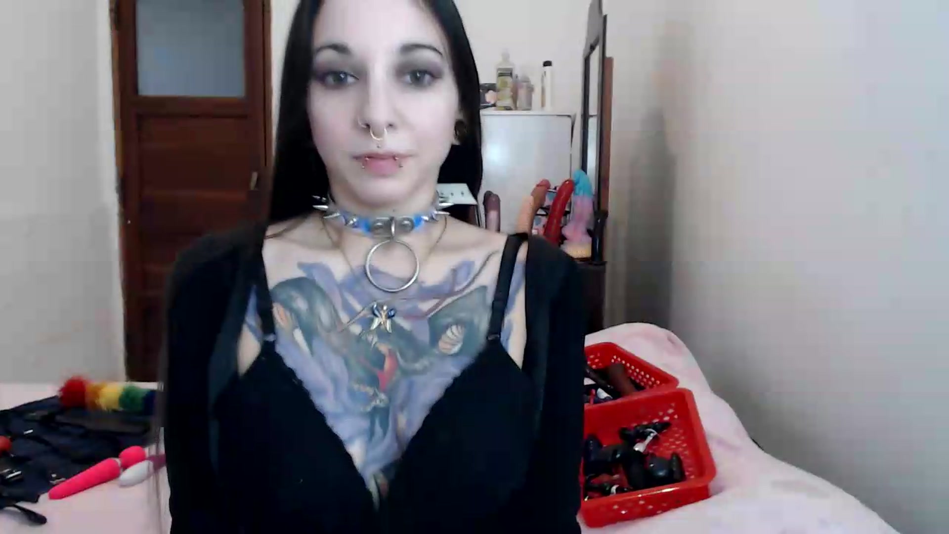 Gallery image thumbnail from BabydollLucy's myfreecams stream on, 05/11/2026, 14:38 image 16 of 20