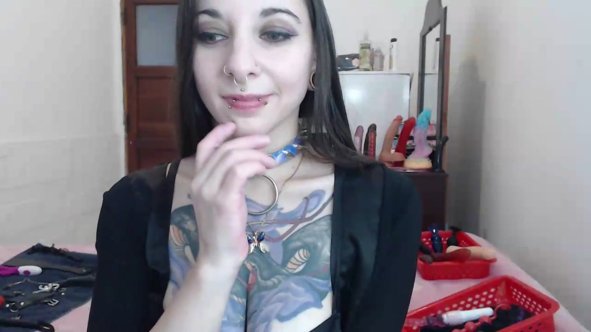 Gallery image thumbnail from BabydollLucy's myfreecams stream on, 05/13/2026, 14:22 image 16 of 20