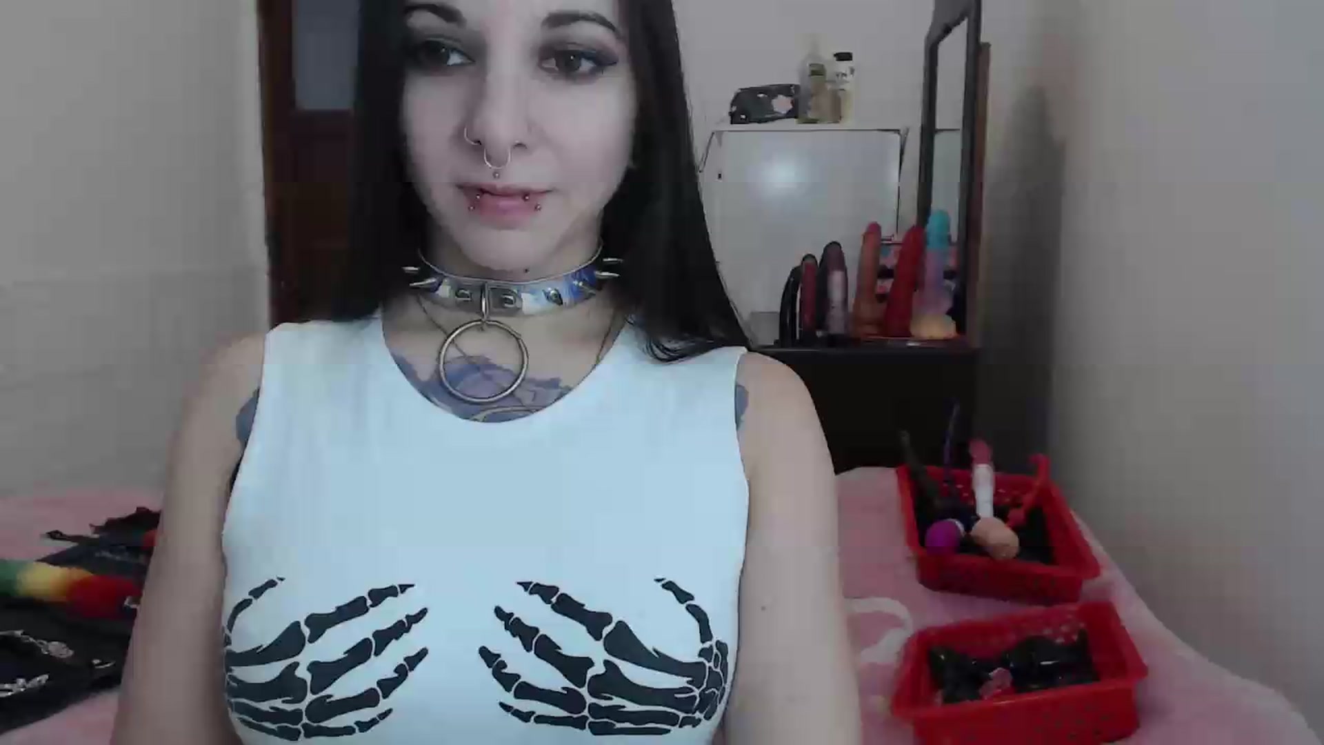 Gallery image thumbnail from BabydollLucy's myfreecams stream on, 05/14/2026, 13:47 image 18 of 20