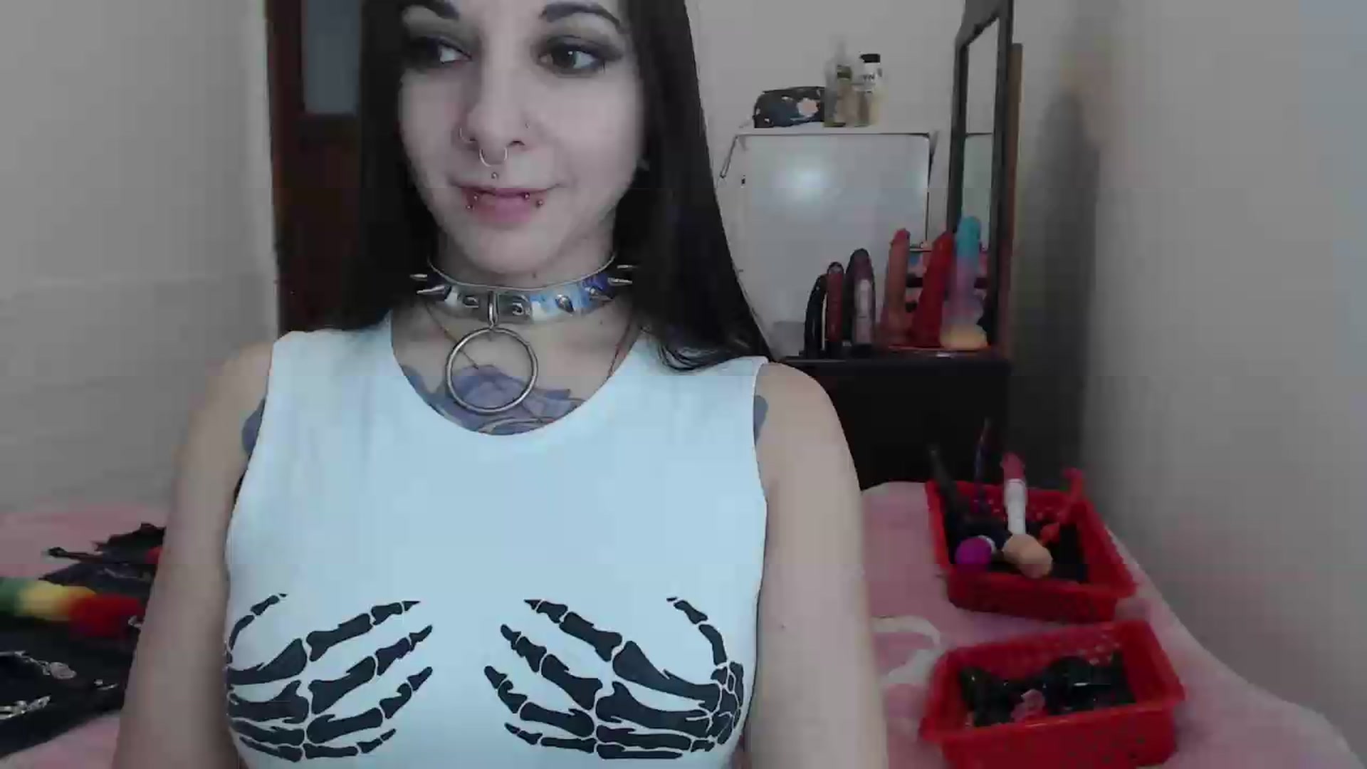 Gallery image thumbnail from BabydollLucy's myfreecams stream on, 05/14/2026, 13:47 image 17 of 20