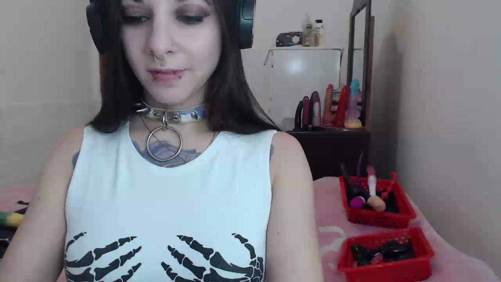 Gallery image thumbnail from BabydollLucy's myfreecams stream on, 05/14/2026, 13:47 image 19 of 20
