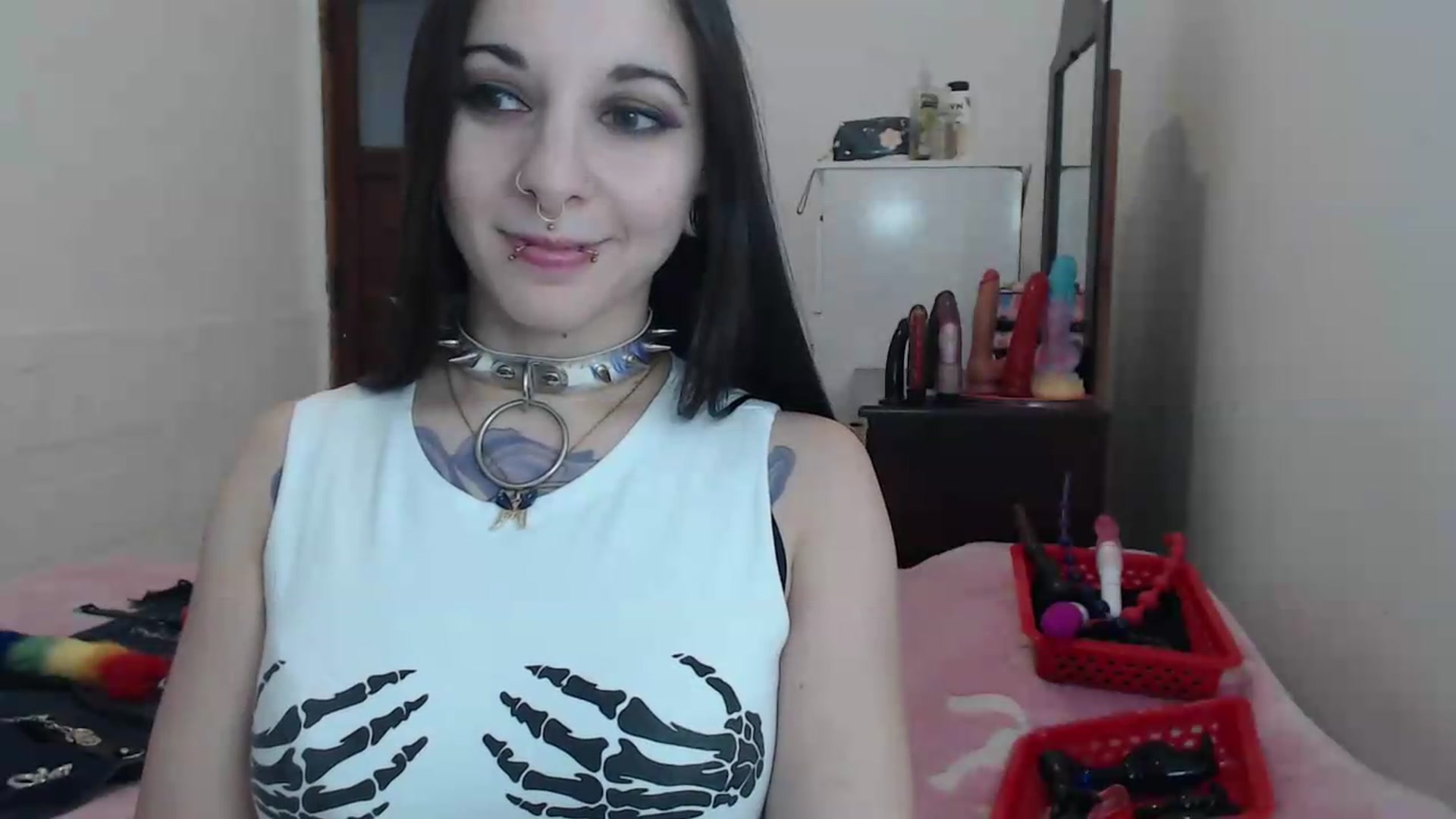 Gallery image thumbnail from BabydollLucy's myfreecams stream on, 05/14/2026, 14:22 image 19 of 20