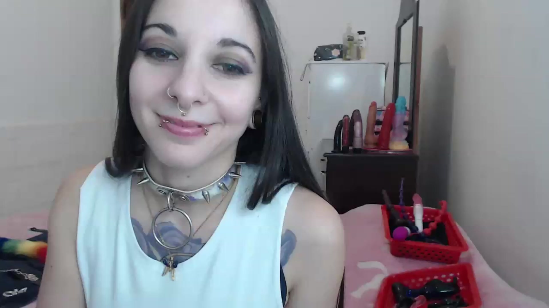 Gallery image thumbnail from BabydollLucy's myfreecams stream on, 05/14/2026, 14:22 image 18 of 20