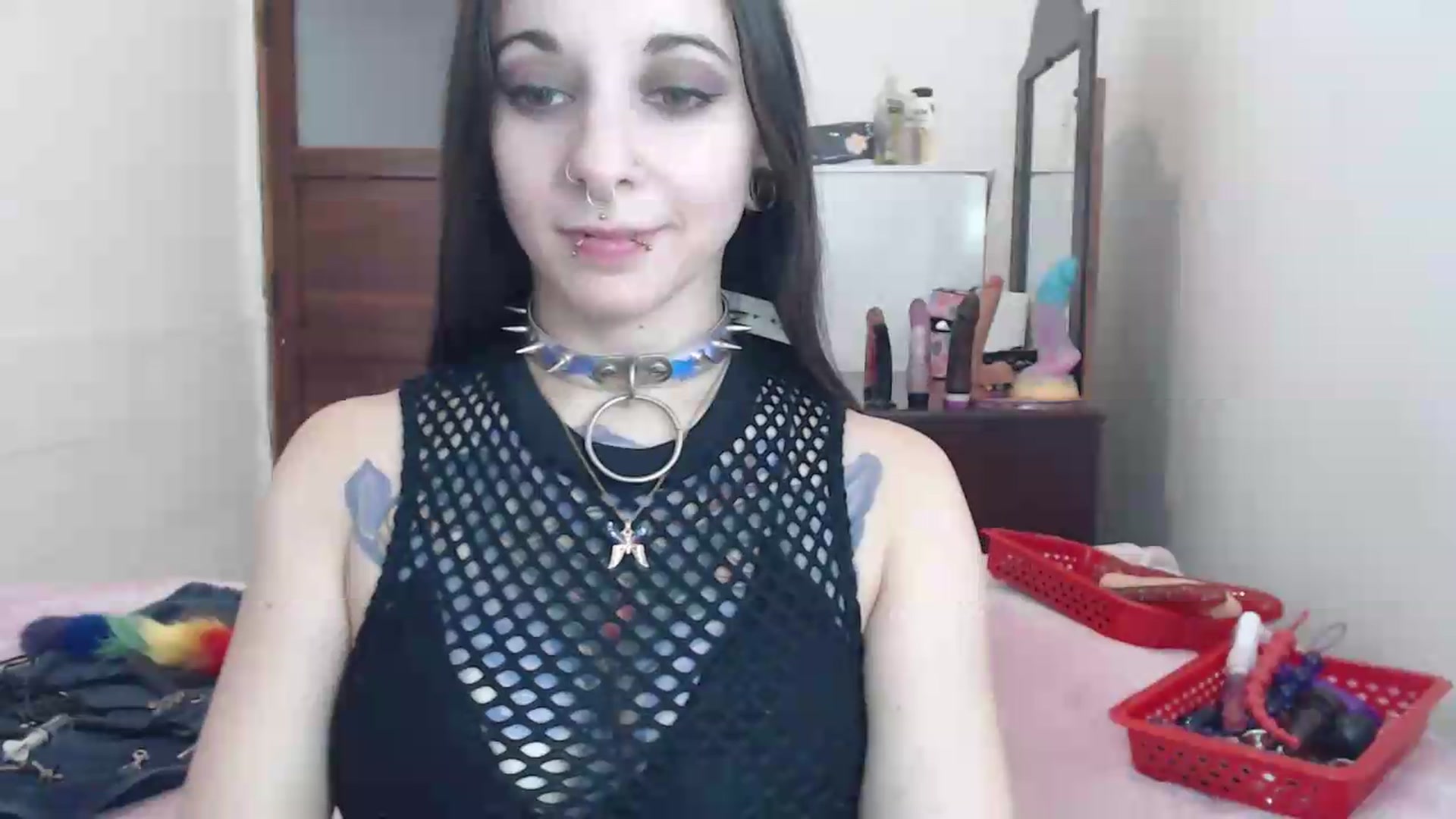Gallery image thumbnail from BabydollLucy's myfreecams stream on, 05/15/2026, 16:46 image 3 of 20