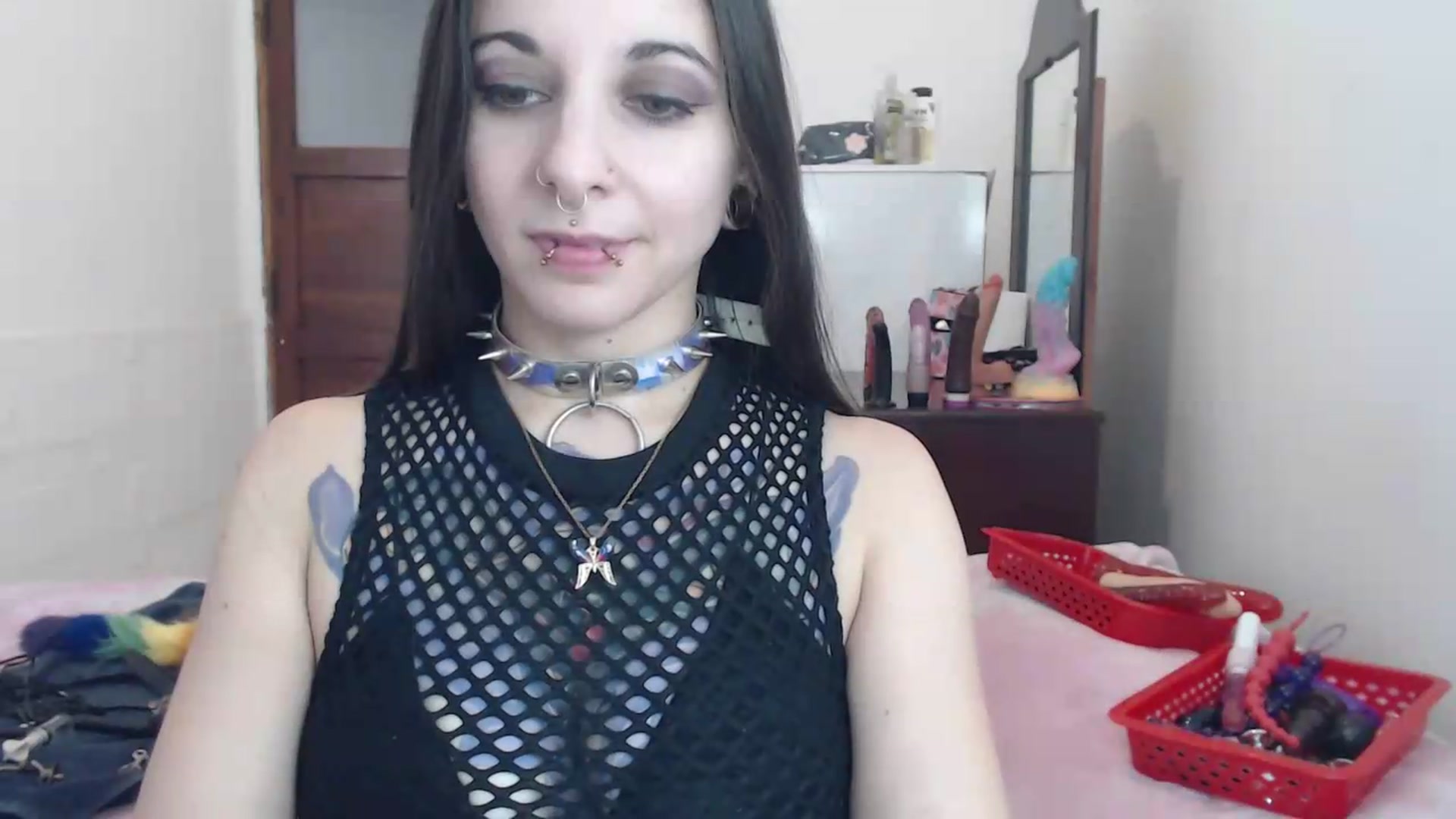 Gallery image thumbnail from BabydollLucy's myfreecams stream on, 05/15/2026, 16:46 image 12 of 20
