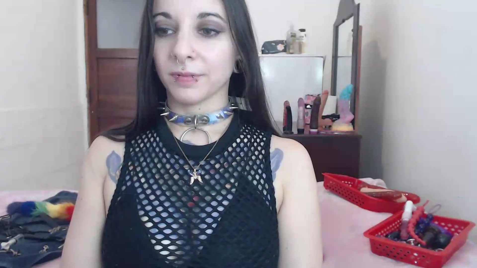 Gallery image thumbnail from BabydollLucy's myfreecams stream on, 05/15/2026, 16:46 image 11 of 20