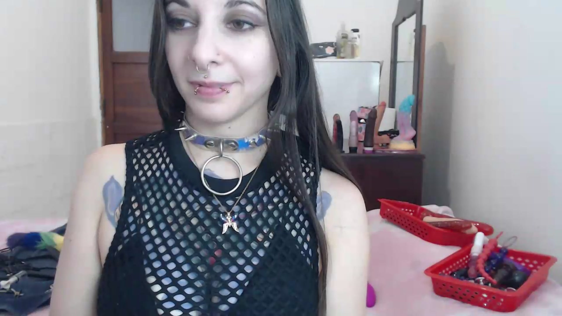 Gallery image thumbnail from BabydollLucy's myfreecams stream on, 05/15/2026, 16:46 image 15 of 20