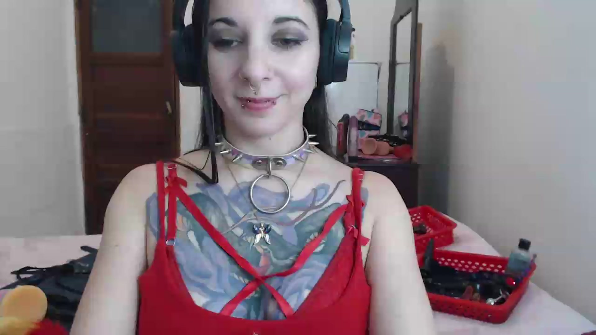 Gallery image thumbnail from BabydollLucy's myfreecams stream on, 05/16/2026, 20:58 image 1 of 20