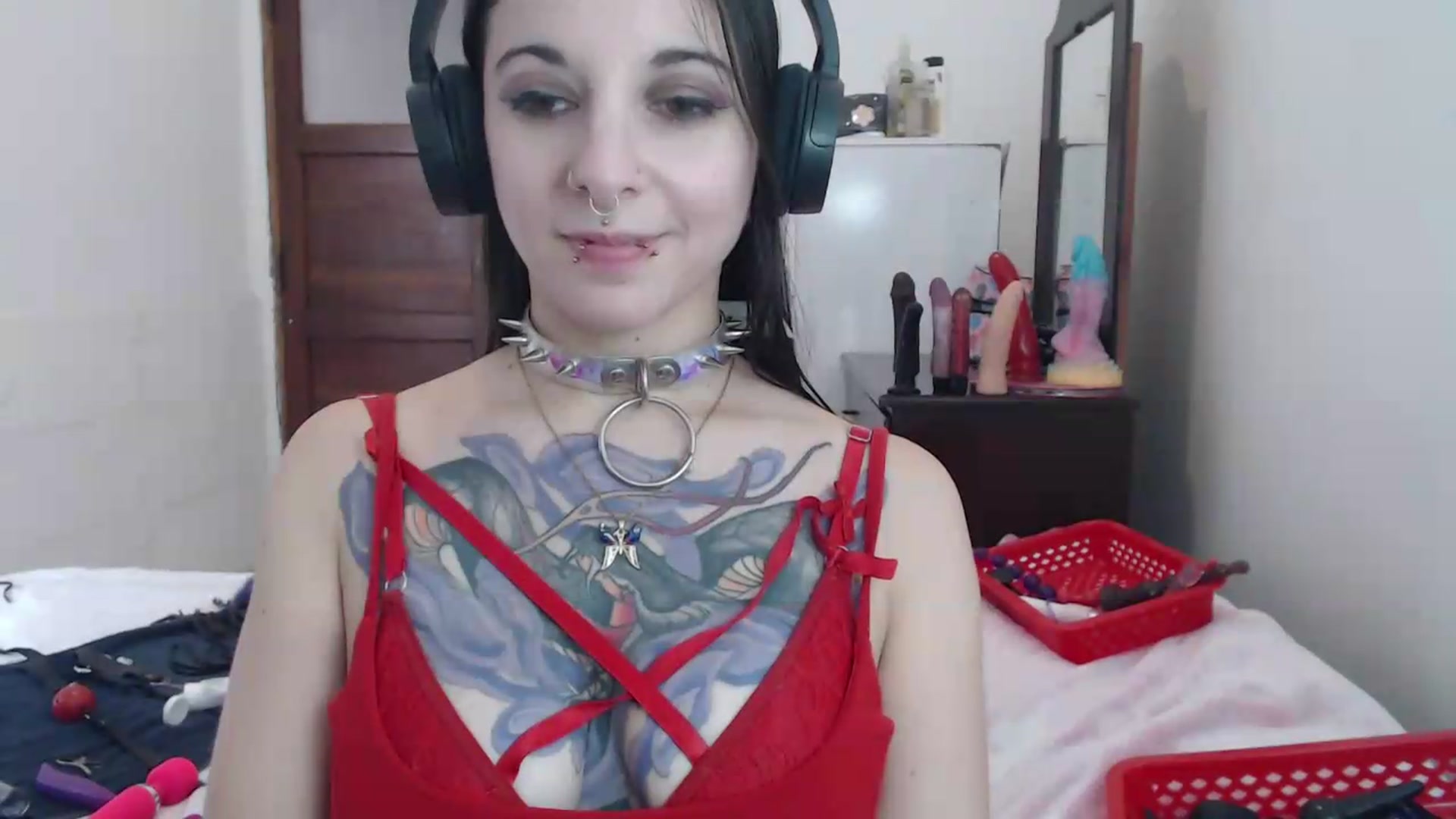 Gallery image thumbnail from BabydollLucy's myfreecams stream on, 05/17/2026, 17:54 image 5 of 20
