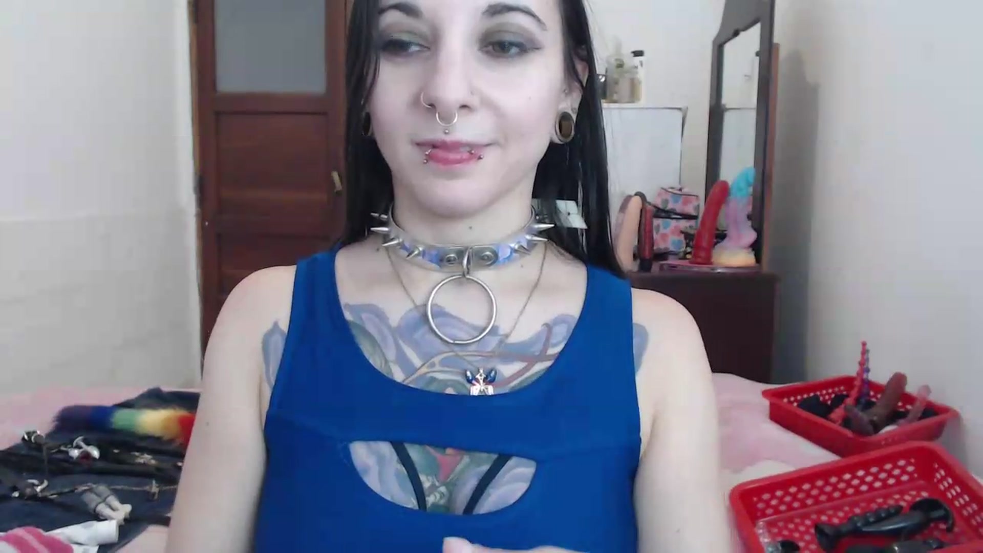 Gallery image thumbnail from BabydollLucy's myfreecams stream on, 05/18/2026, 15:07 image 16 of 20