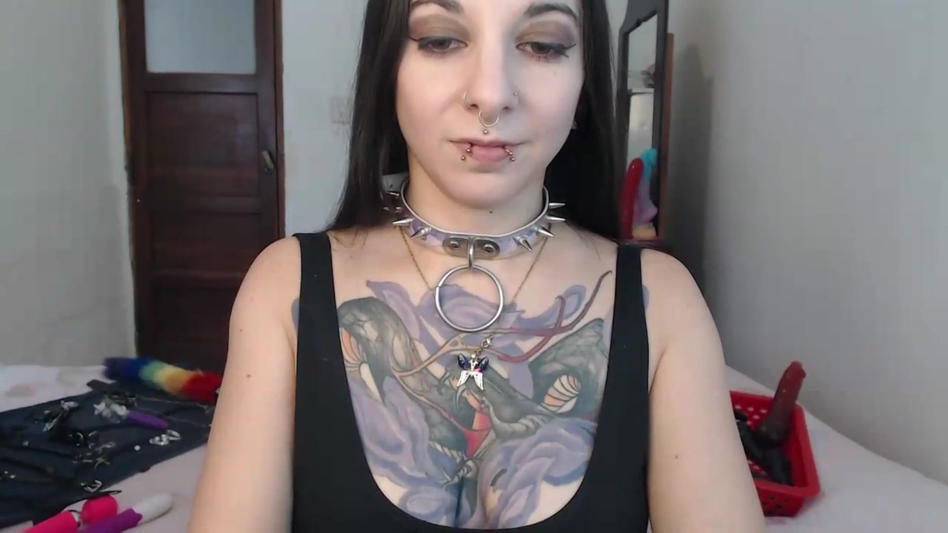 Gallery image thumbnail from BabydollLucy's myfreecams stream on, 05/21/2026, 17:18 image 12 of 20