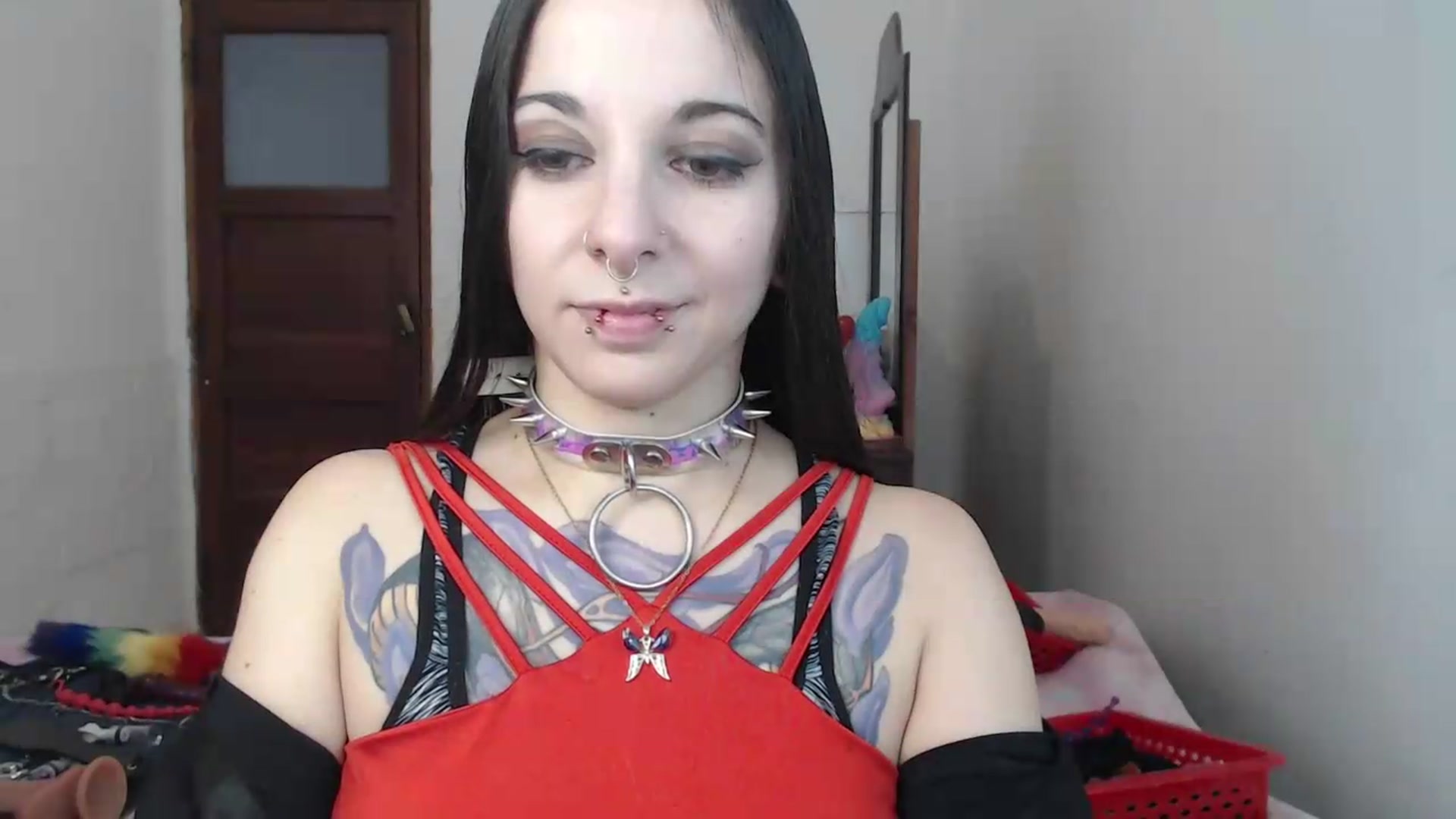 Gallery image thumbnail from BabydollLucy's myfreecams stream on, 05/26/2026, 14:56 image 4 of 20