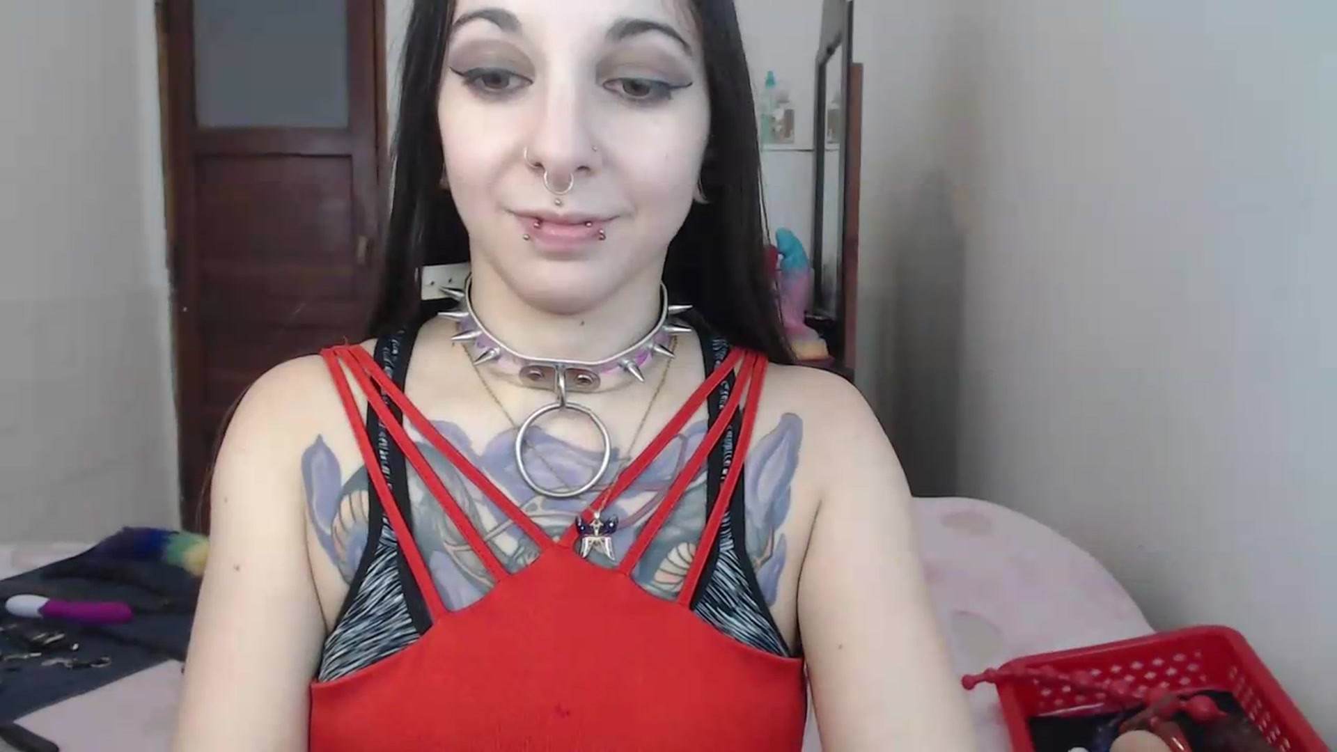 Gallery image thumbnail from BabydollLucy's myfreecams stream on, 05/27/2026, 16:43 image 10 of 20