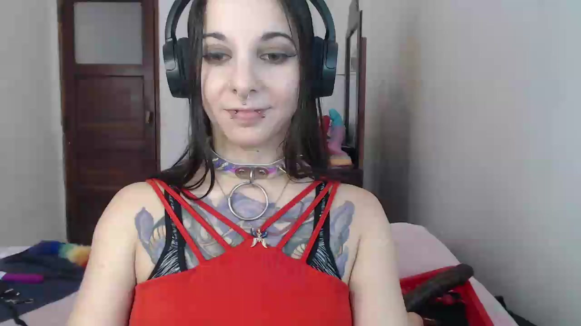Gallery image thumbnail from BabydollLucy's myfreecams stream on, 05/27/2026, 18:01 image 10 of 20