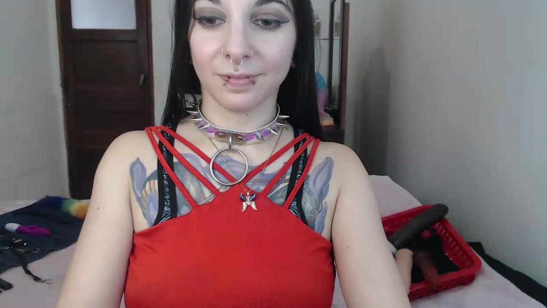 Gallery image thumbnail from BabydollLucy's myfreecams stream on, 05/27/2026, 18:56 image 19 of 20