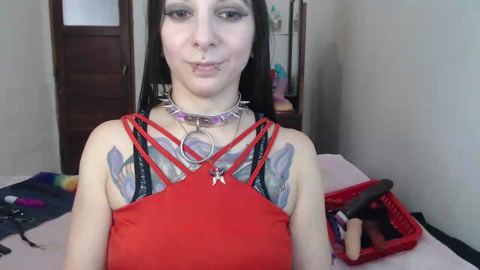 Gallery image thumbnail from BabydollLucy's myfreecams stream on, 05/27/2026, 18:56 image 18 of 20