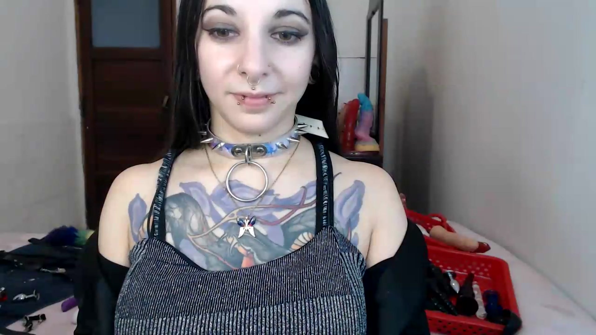 Gallery image thumbnail from BabydollLucy's myfreecams stream on, 05/28/2026, 13:25 image 11 of 20