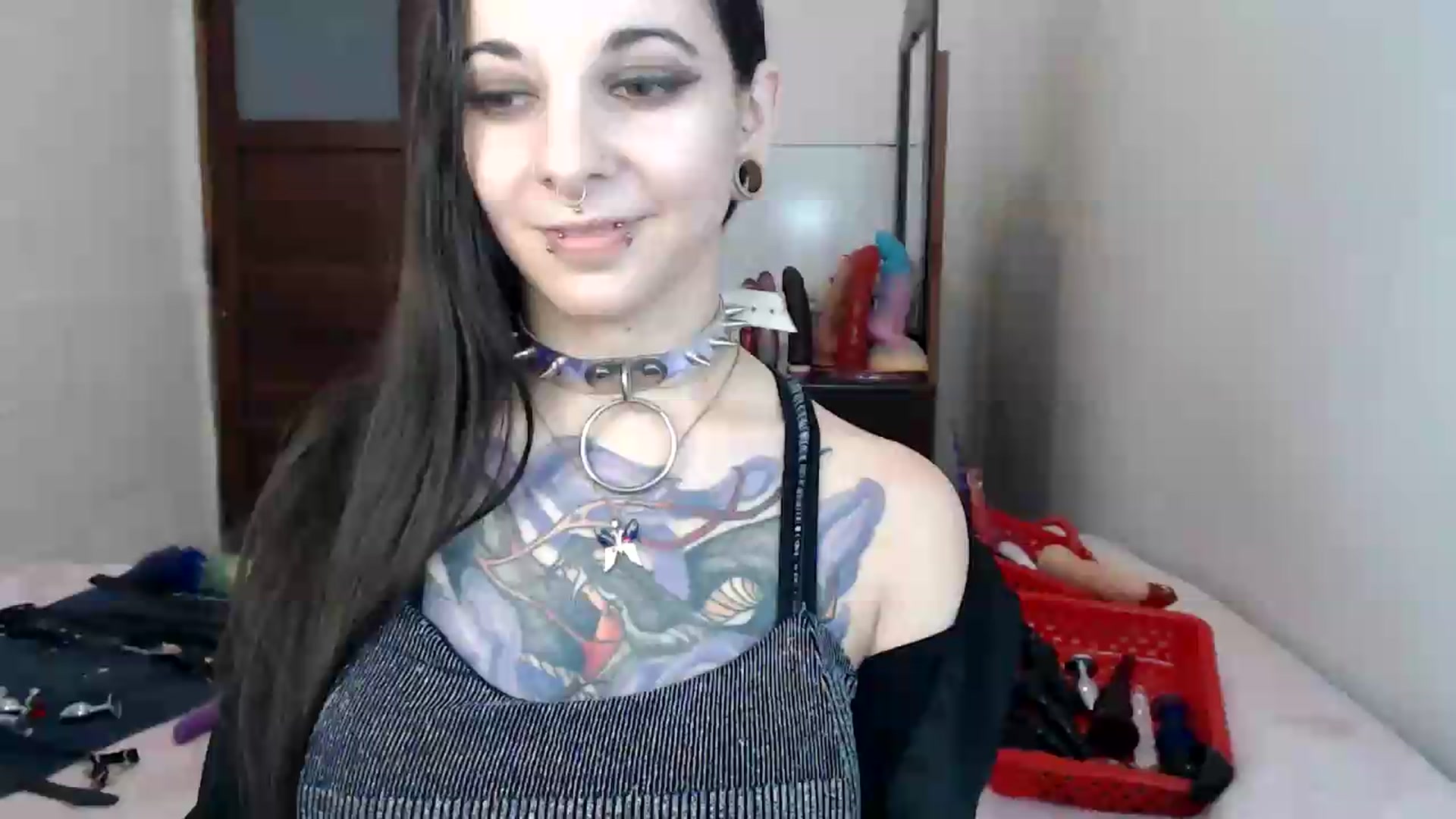 Gallery image thumbnail from BabydollLucy's myfreecams stream on, 05/28/2026, 14:24 image 1 of 20