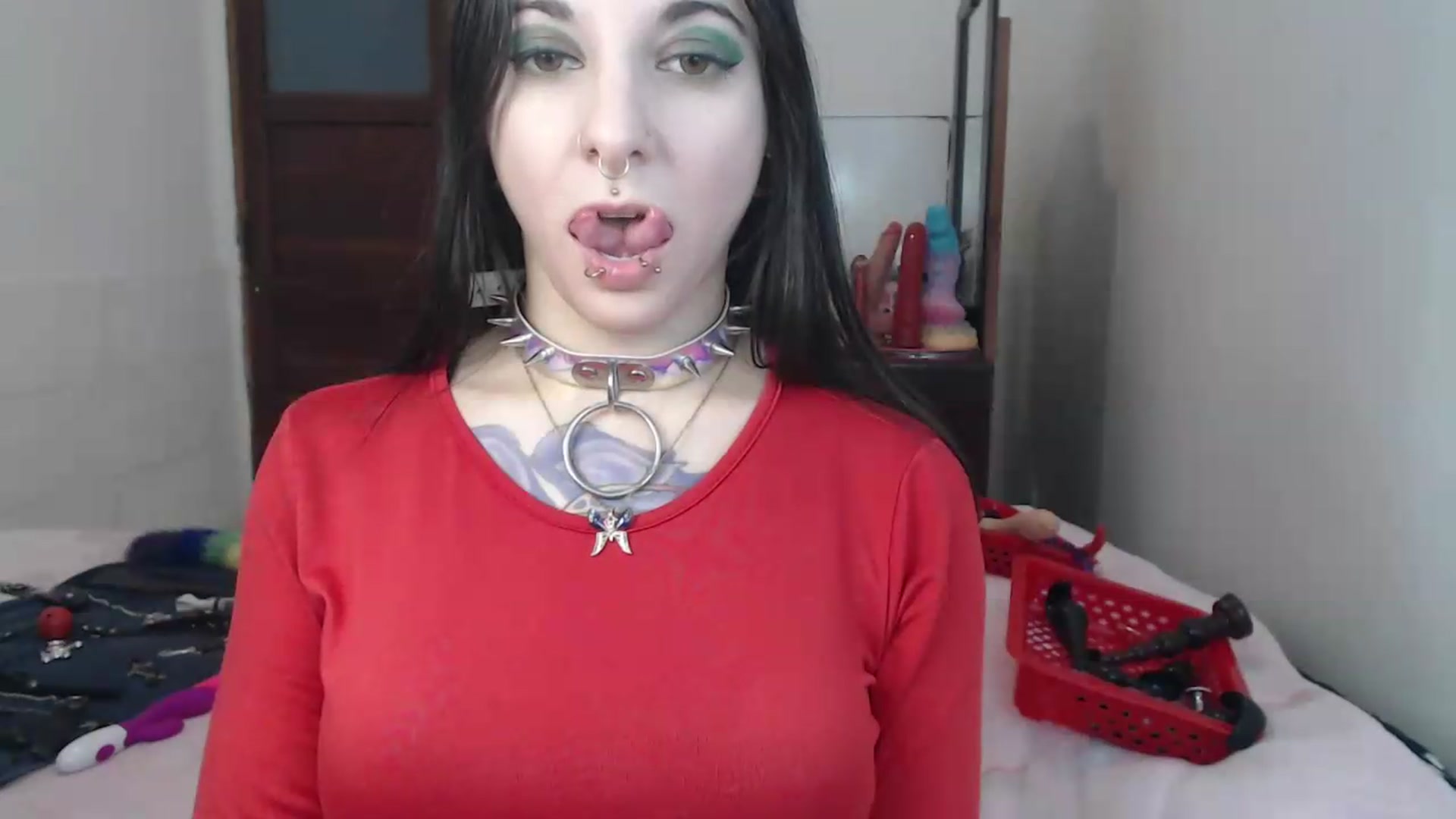 Gallery image thumbnail from BabydollLucy's myfreecams stream on, 05/29/2026, 12:28 image 16 of 20