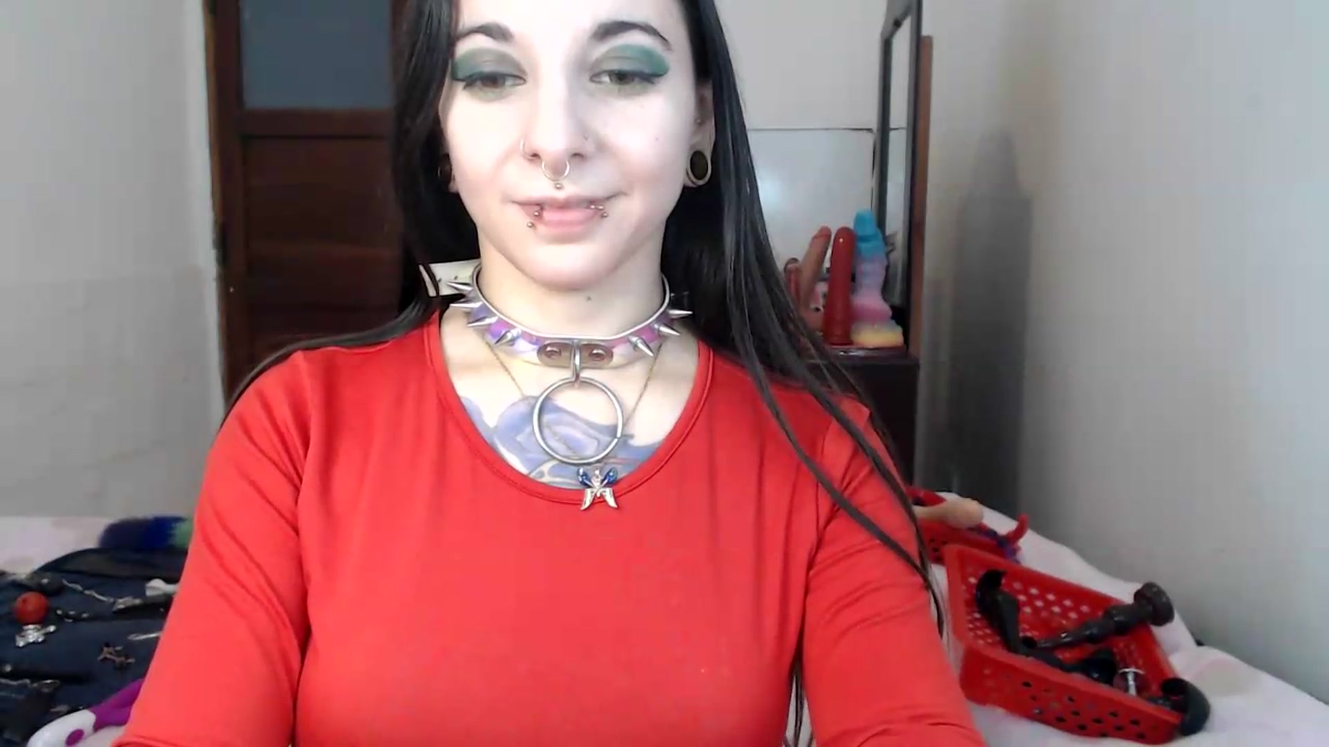 Gallery image thumbnail from BabydollLucy's myfreecams stream on, 05/29/2026, 13:30 image 17 of 20