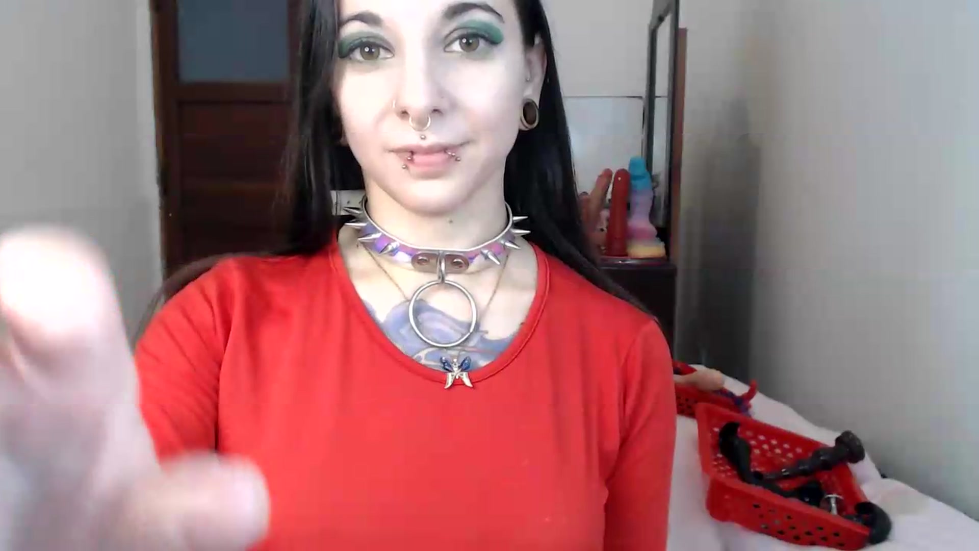 Gallery image thumbnail from BabydollLucy's myfreecams stream on, 05/29/2026, 13:30 image 15 of 20