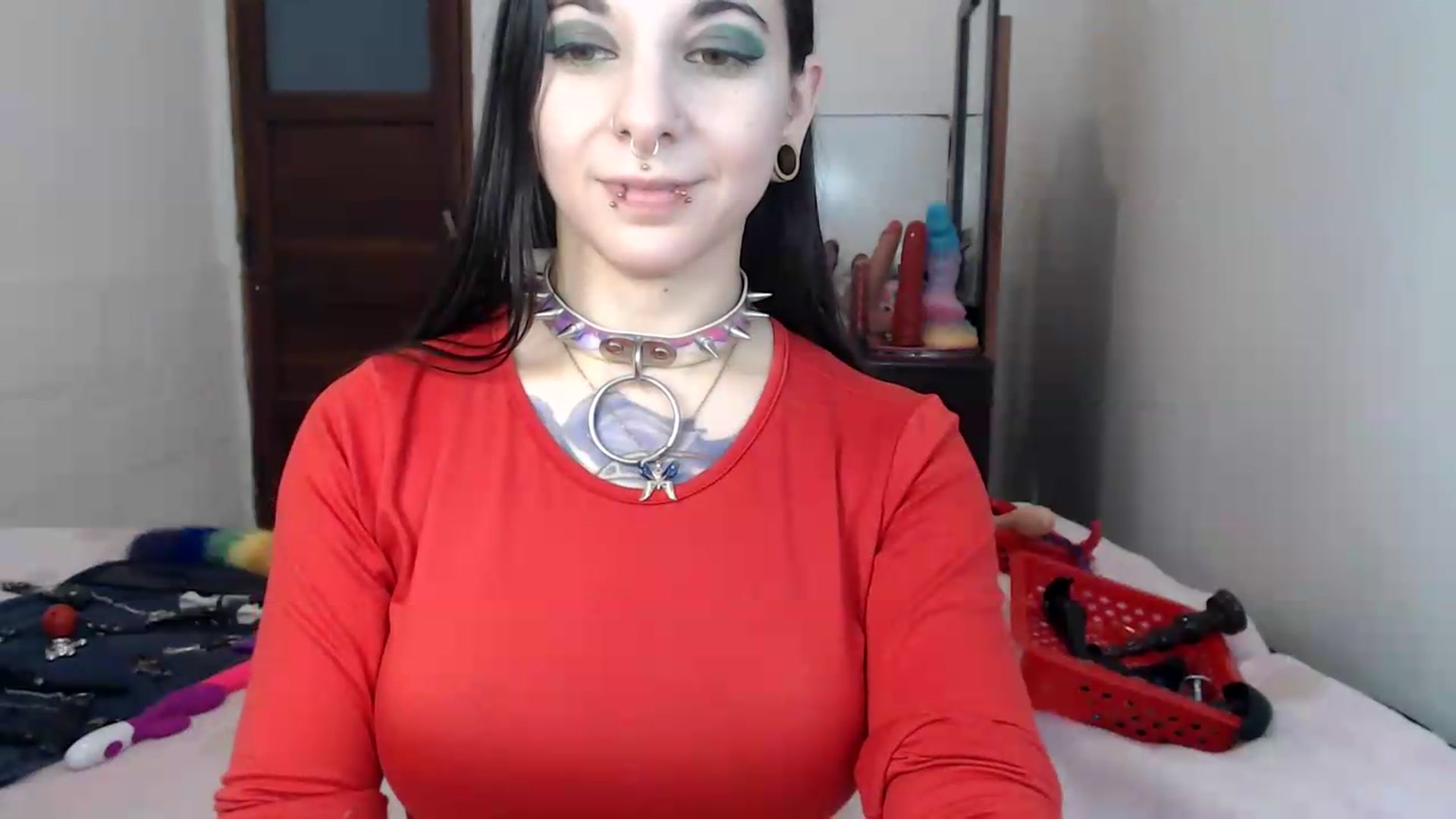 Gallery image thumbnail from BabydollLucy's myfreecams stream on, 05/29/2026, 13:30 image 6 of 20
