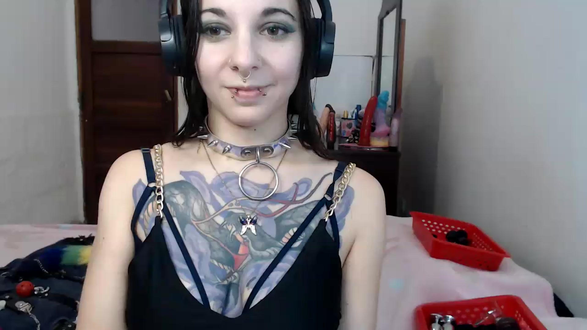 Gallery image thumbnail from BabydollLucy's myfreecams stream on, 05/30/2026, 20:36 image 14 of 20