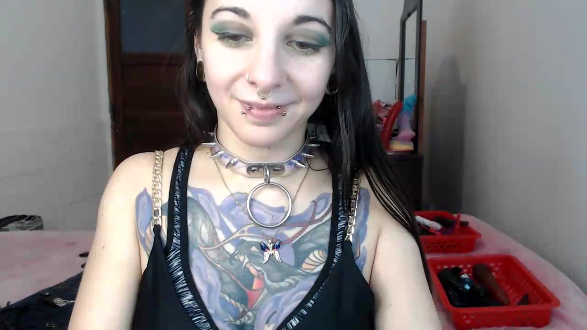 Gallery image thumbnail from BabydollLucy's myfreecams stream on, 06/04/2026, 14:56 image 5 of 20