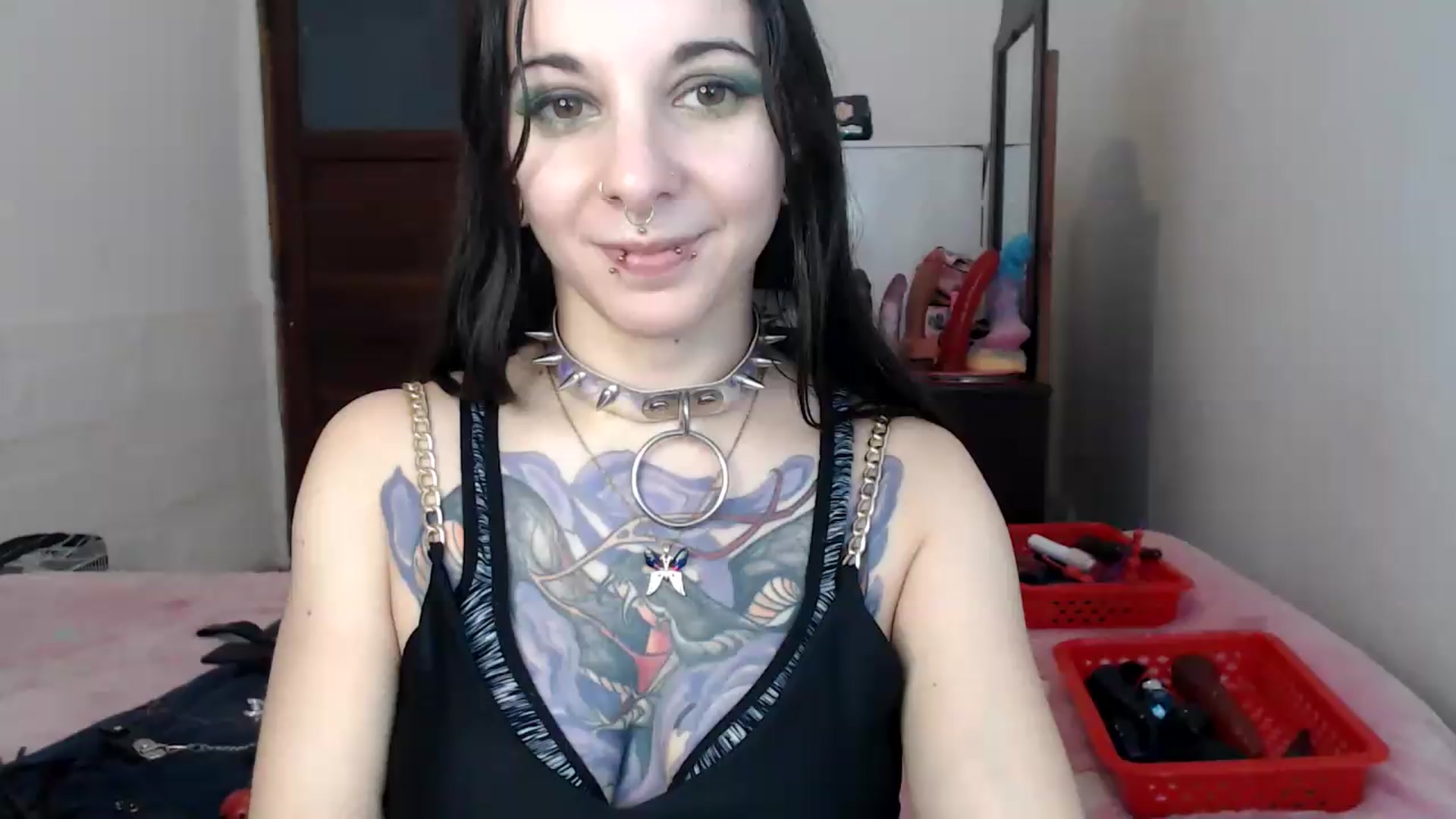 Gallery image thumbnail from BabydollLucy's myfreecams stream on, 06/04/2026, 14:56 image 4 of 20