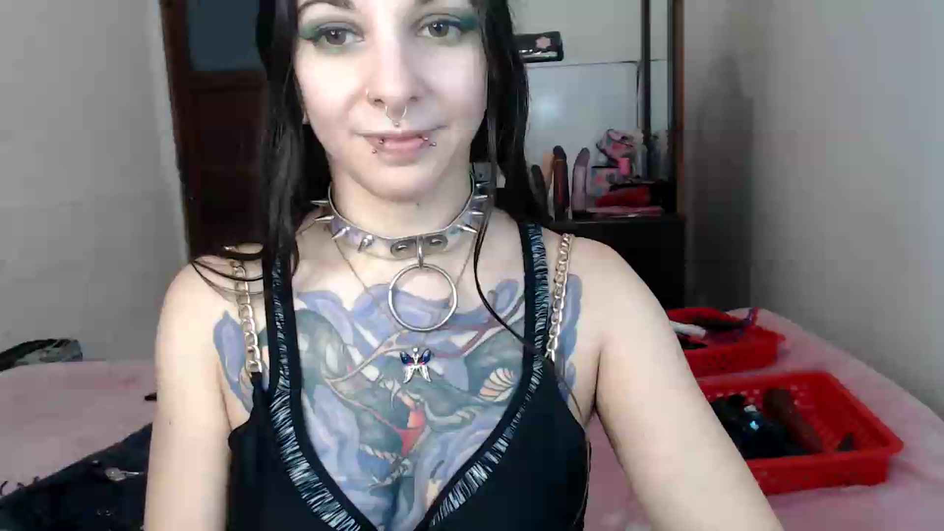 Gallery image thumbnail from BabydollLucy's myfreecams stream on, 06/04/2026, 14:56 image 13 of 20
