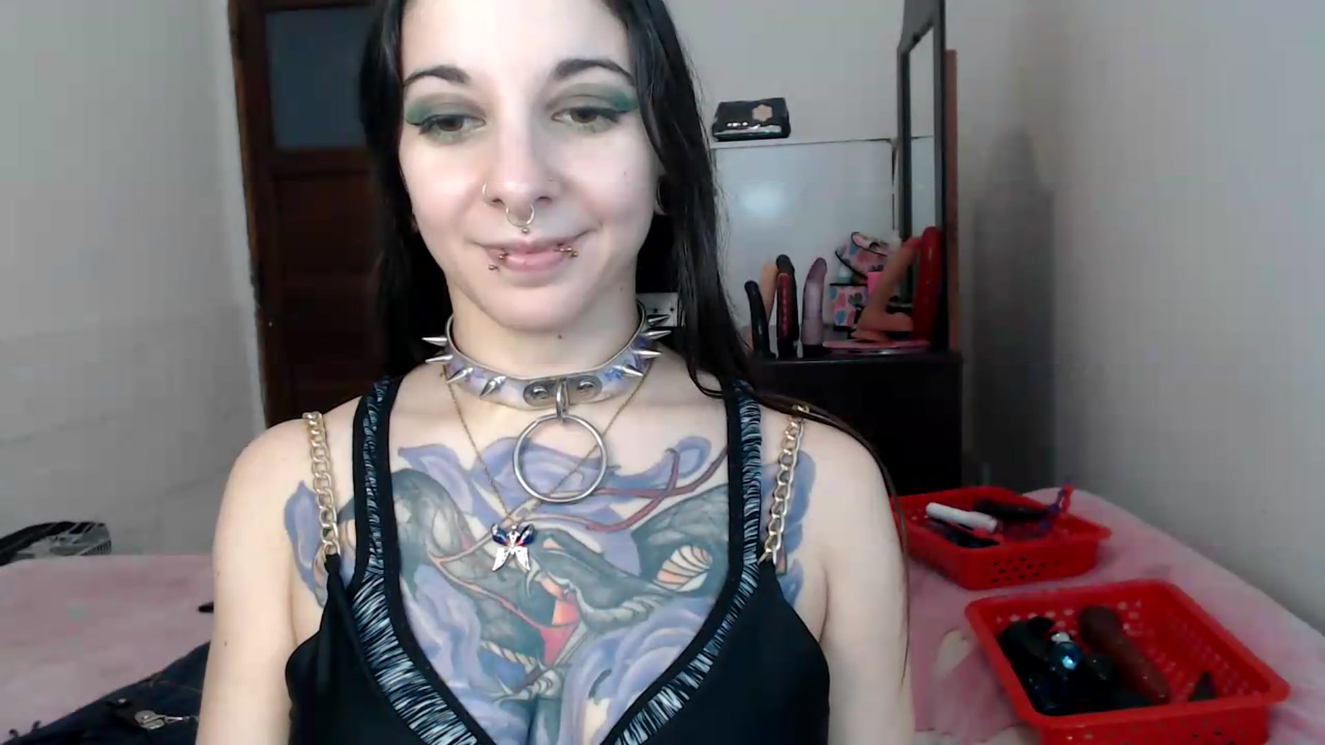 Gallery image thumbnail from BabydollLucy's myfreecams stream on, 06/04/2026, 14:56 image 18 of 20