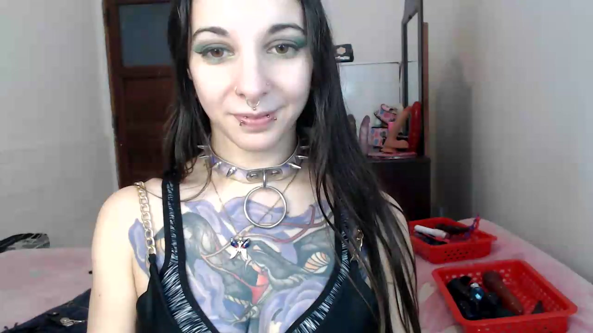 Gallery image thumbnail from BabydollLucy's myfreecams stream on, 06/04/2026, 14:56 image 17 of 20