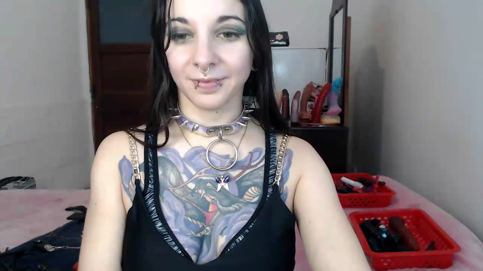 Gallery image thumbnail from BabydollLucy's myfreecams stream on, 06/04/2026, 14:56 image 2 of 20