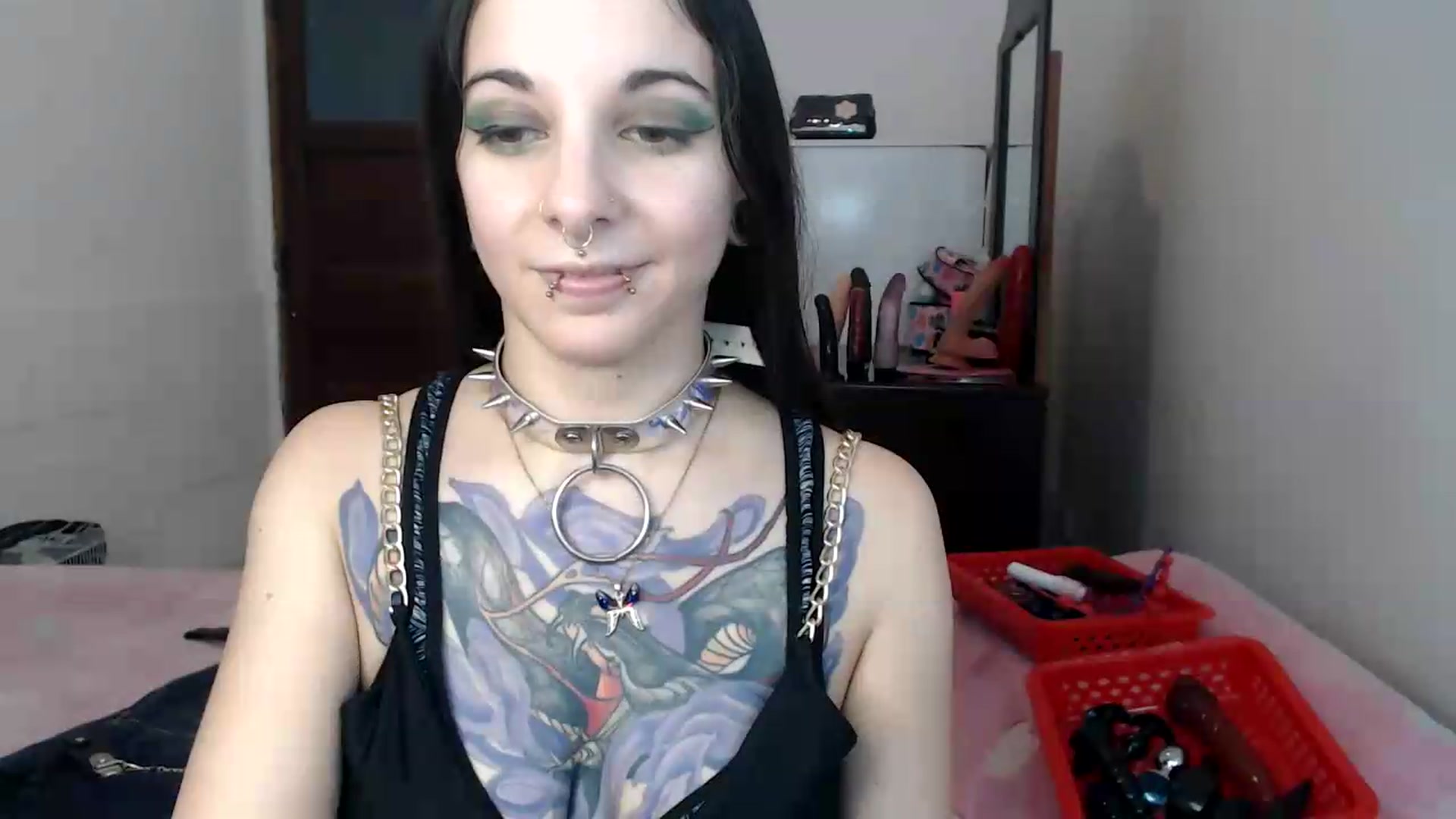 Gallery image thumbnail from BabydollLucy's myfreecams stream on, 06/04/2026, 17:28 image 12 of 20